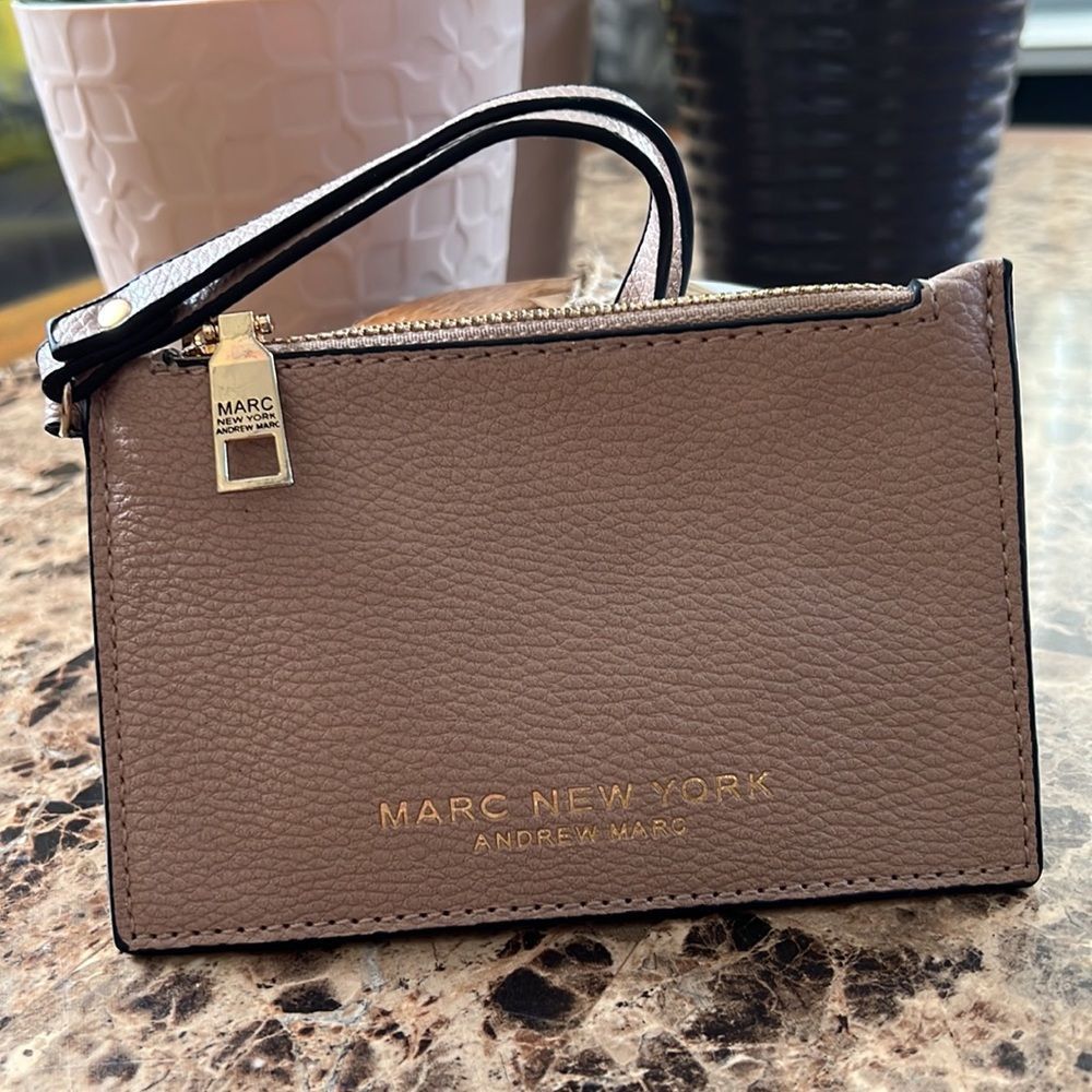 MARC  NEW YORK wristlet leather